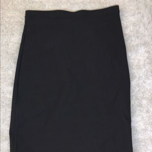 Host 🎈🚨PicK🎀🛒🎁Black pencil skirt stretchy and comfy